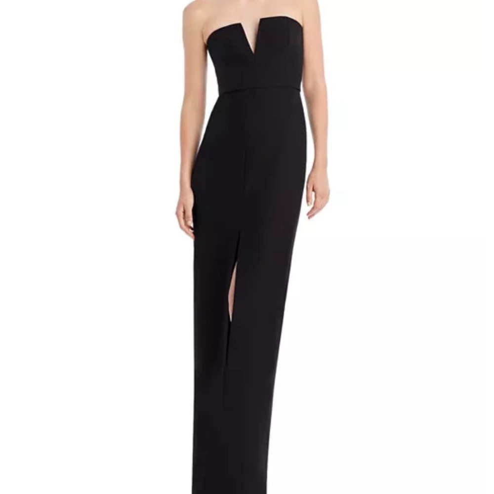 BCBGmaxazria Elegant Strapless Evening Gown
